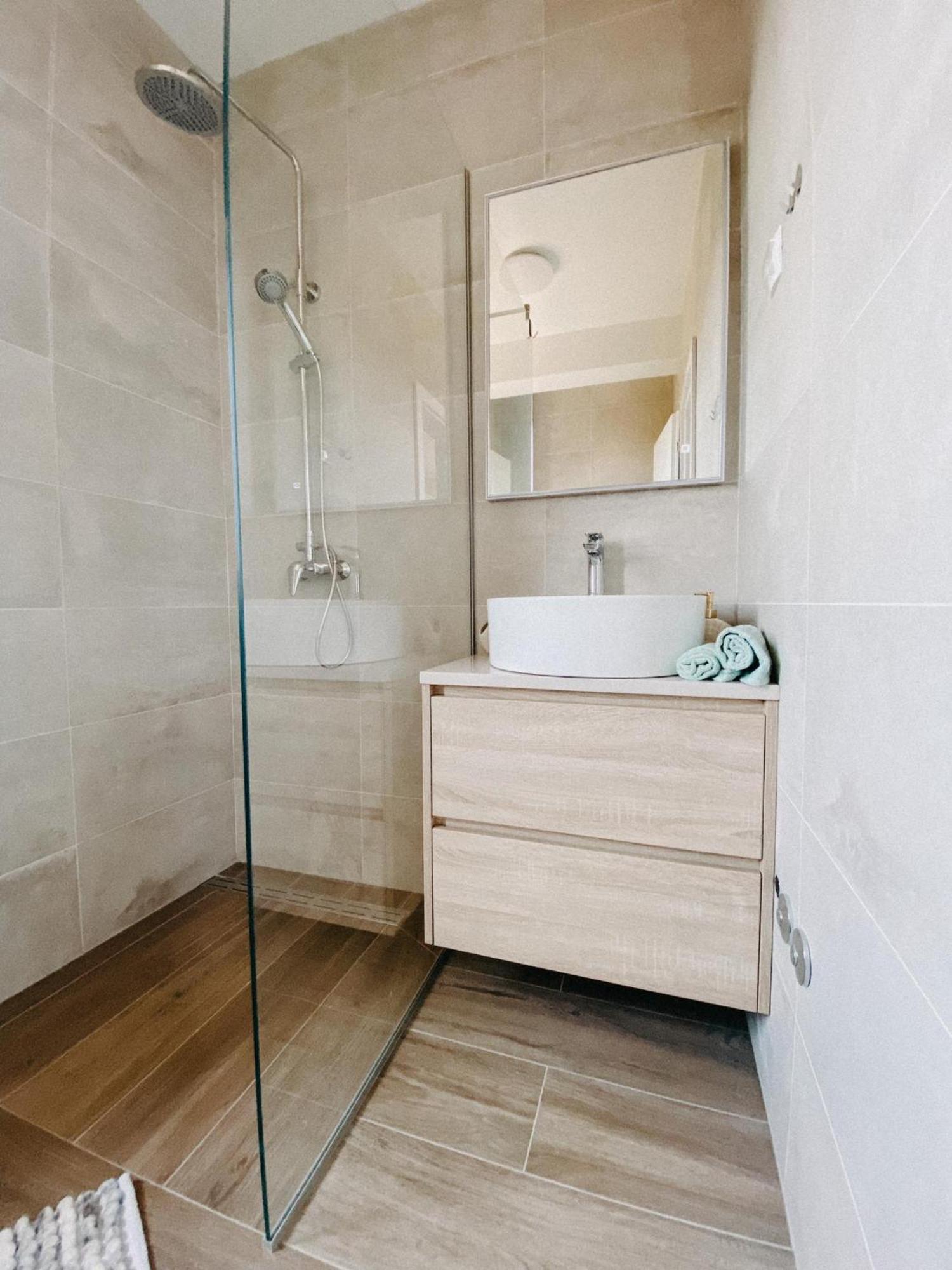 Apartmani Toma Pakoštane Exterior foto